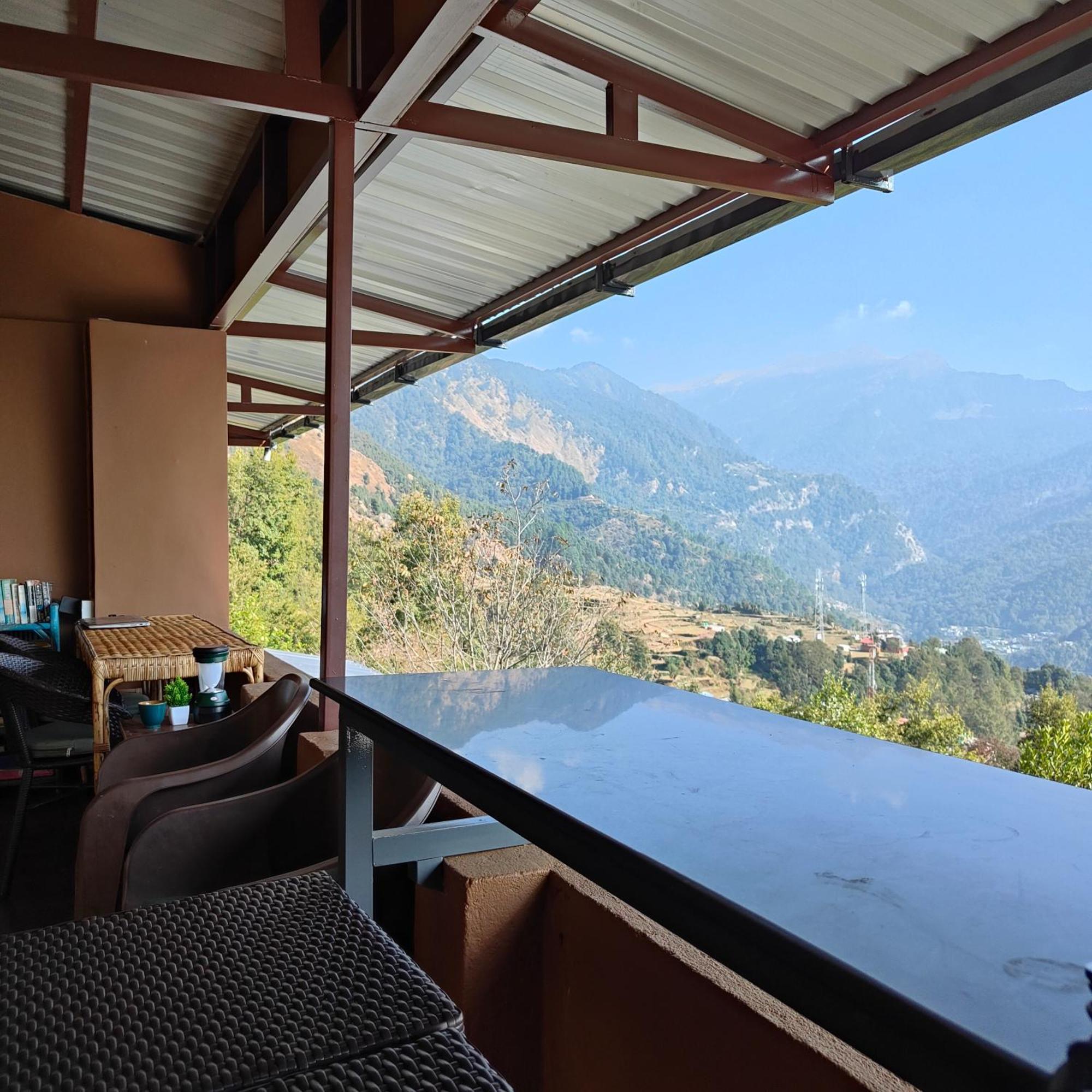 Cafe Buransh Villa Sari Exterior foto